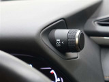 トラクションコントロールが装備されております♪すべりやすい路面での発進時や加速時にタイヤの空転を抑え、駆動力確保に貢献する機能です☆詳細は販売店スタッフまでおたずねください!