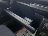 置き場所に困るティッシュボックスも入りそうですね。