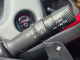 扱いやすさに配慮されたウインカーレバー。運転時の安心感を高めます。