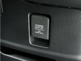 ◆12V電源ソケット◆スマートフォンの充電等にも便利な電源ソケット!使いやすい場所に装備されています。