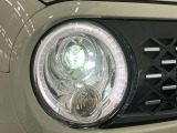 【LEDヘッドランプ】明るいライトが夜間の安全運転をサポートします。消費電力も少なく長寿命です。