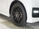 ◆純正アルミホイール装着車◆これで足元まわりも、おしゃれにきまります!