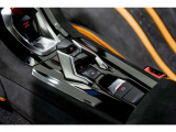 Orange CCB brakes calipersMatt Black Roof rails Style package - Grigio Titans mattSport seats (bi-shell) Cupholder and Smoker package (Apple CarPlay & Android Auto)Rear view camera