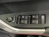 電動格納式ドアミラースイッチ、パワーウインドゥスイッチ