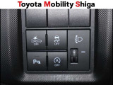 衝突軽減ブレ-キなど、先進の機能を装備しております。