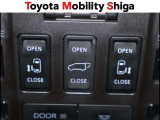 両側パワ-スライドドアの開閉はル-フパネルのスイッチで簡単操作が可能です!