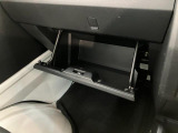 品質には自信があります!ハッピーの品質・キレイなお車をお届けさせていただきたい!そんな気持ちでキレイに仕上げております。フロアマットなどの清掃はもちろん、シート下なども徹底的に清掃しております。