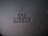 SRSカーテンエアバッグも備えています。