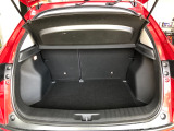 【トランクルーム】荷物も乗せやすく、使いやすいです!セカンドシートを倒せばさらに広い空間に♪