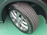 225/55R18タイヤはブリジストン製の新品タイヤに4本共交換済みです!