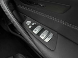 車両の詳細、ご質問につきましては、弊社営業スタッフまでお気軽にご連絡下さいませ。遠方のお客様には実車の詳細画像送信も承ります。お客様からのお問合せをお待ち致しております。