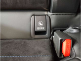 BMWの少し硬めの足回りは車の縦揺れを素早く整えるため、同乗者の方への車酔いにも効果が御座います。
