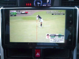 疲れを感じたら、車を止めてテレビを見ながら休憩してはいかがでしょう