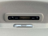 後席にエアコン機能付き☆前席と後席では温度が違ったりするので、付いていると便利です(*^▽^*)