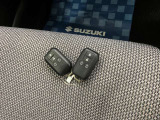 【スマートキー】キーをポケットやカバンに入れたままでもドアの施錠・開錠ができ、雨の日や荷物の多い日に大活躍!