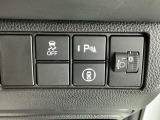 運転席から操作しやすい各種スイッチ