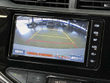 【バックモニター】 車庫入れの後方確認や、バックで駐車場に出入りの際等に後方を確認するのをお手伝いできます