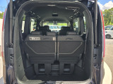 開口部が広く、荷物の積み降ろしもスムーズ。日常使いに十分な積載スペースです。