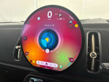 ★MINIには6個のエアバッグを標準装備。運転席/助手席エアバッグ、サイド・エアバッグ、ヘッド・エアバッグ。