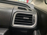 運転席のエアコン吹き出し口です。