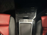 全国へのご納車を承っておりますので遠隔地のお客様にもご安心いただけます。(費用に関しましては、別途お見積りさせていただきます。)勿論、日本全国の正規ディーラーにて保証が受けられます。