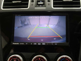 バックカメラが付いているので後方確認が非常にしやすいです。今や運転初心者も熟練者も必須装備!ついていて損はないですね♪
