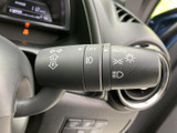 操作しやすいウインカーレバーは、安全な車線変更をサポートします。直感的な操作感で、スムーズな運転を可能にします。