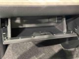 実用的な収納が、車内の各所にあります♪