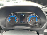 ハイビームアシスト装備です!対向車や先行車に応じて自動でハイビームとロービームの切り替えを行うので便利ですね!
