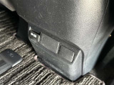 非常時やキャンプなどに役立つAC100Vコンセント付きです。