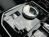 国道1号線に沿い横浜市営地下鉄「三ッ沢上町駅」から徒歩約10分。 BMW Premium Selection 横浜三ッ沢店 / 〒240-0062神奈川県横浜市保土ヶ谷区岡沢町322-3 / TEL:045-612-8488