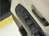 ◆パワーウィンドウスイッチ◆運転席から全席の窓の開閉操作を行うことが出来いつでも換気ができます!
