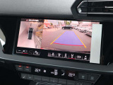 ●アウディ・マルチメディア・インターフェイスは、ナビゲーションやオーディオ機能だけでなく、車両の様々な設定が行える最先端のインターフェイスユニットです。