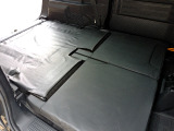【カーゴスペース】リアシートを両方倒したフルモードの状態です大きなお荷物もたくさん積めます