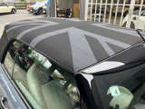 在庫車両はストックヤードにも保管してございます。あらかじめ在庫確認及びご来店日時のご連絡を頂けますと円滑なご案内が可能です。