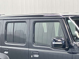 プラスチックバイザーがない分デザインもすっきり★洗車の時の窓拭きもラクラクです!