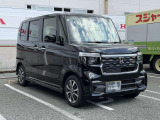 このタイプは、3代目N BOXカスタムの前期型です。