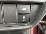 横滑りを抑制し車の姿勢の安定を図るVSA機能を搭載。運転席とリアゲート本体に開閉スイッチを装備し、とても便利な電動リアゲート!