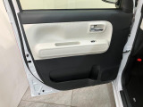 延長保証につきましてはお求めいただく車両によって保証料が異なりますので、当店スタッフまでお気軽にお問い合わせくださいませ。