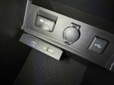 シガーソケット用の充電器が使用可能です!