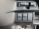 【パーキングセンサー】駐車時や狭い場所で障害物を検知し、音や表示でお知らせします。