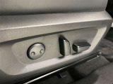 パワーシート搭載。微妙な調整が手軽にでき、ピッタリのポジションで運転することが可能です。