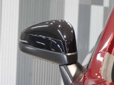 ◆ドアミラーウインカー◆ドアミラーにウインカーを装備しています。対向車に自身の進行方向を合図し安全に運転できます。