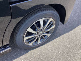 ☆お車についた傷やヘコミ、事故の修理もハヤシにお任せください。自社鈑金工場で修理ができますの安心です☆