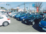 店舗在庫は豊富な在庫の中から厳選された車両を展示しています。他店舗からも取り寄せも可能です。まずはお立ち寄りください。