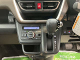 ご納車前に納車点検(法定12ヶ月点検相当)を実施し、基本性能に関わる機能や状態を徹底的に点検します。