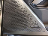 【ハーマンカードン】ハーマン カードンは、優れた音響技術と先進性の高いデザインが融合した、上質なインテリアのようなハイクオリティ・オーディオシステムです。