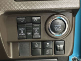 運転席からも操作ができる両側パワースライドドアです。ご家族の乗り降りがより便利になる、みんなが嬉しい装備です。