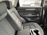 【後部座席】左側