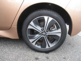 左後ろです。(日産純正アルミホイールです。)
